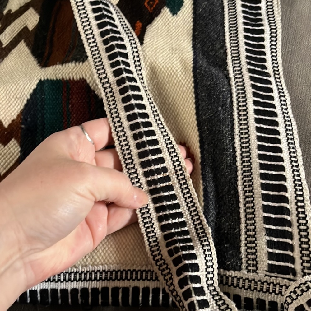 Yari Artesanis XL Wool Bag from Ecuador - Picture 9 of 15